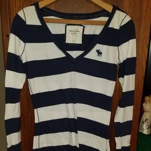 Abercrombie and Fitch long sleeved navy and white striped shirt size medium